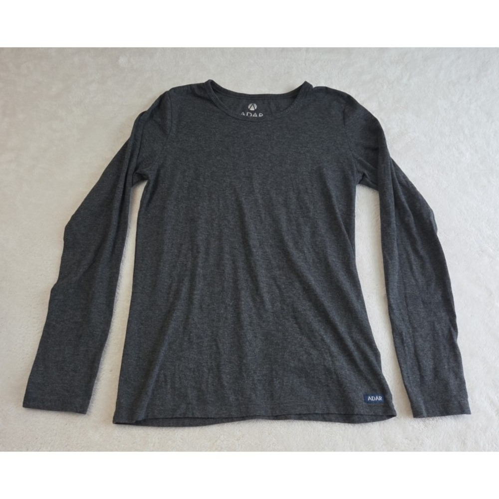 Adar Universal Women's T Shirt Gray Size Small